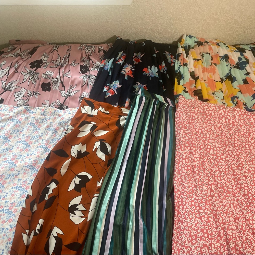 Bundle of 7 plus size skirts sized 3x-4x